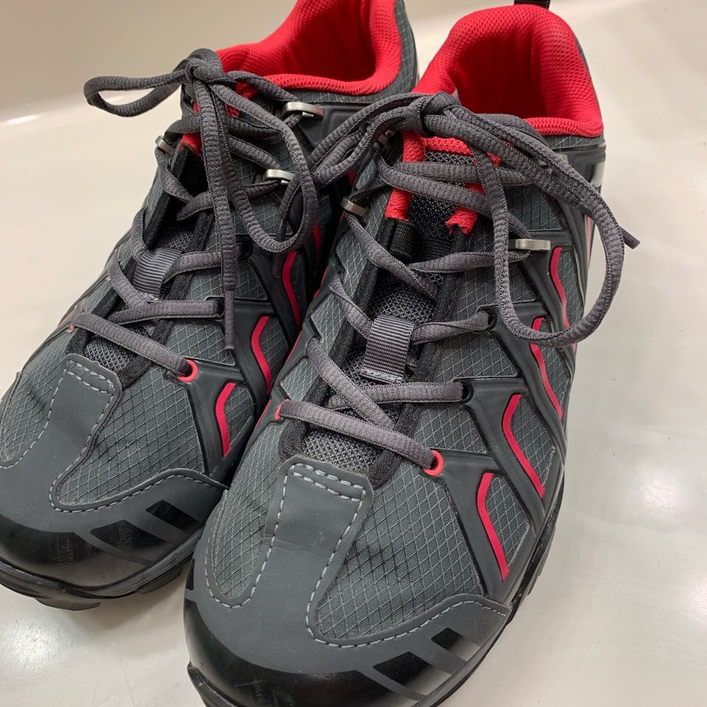 Shimano women’s biking shoes